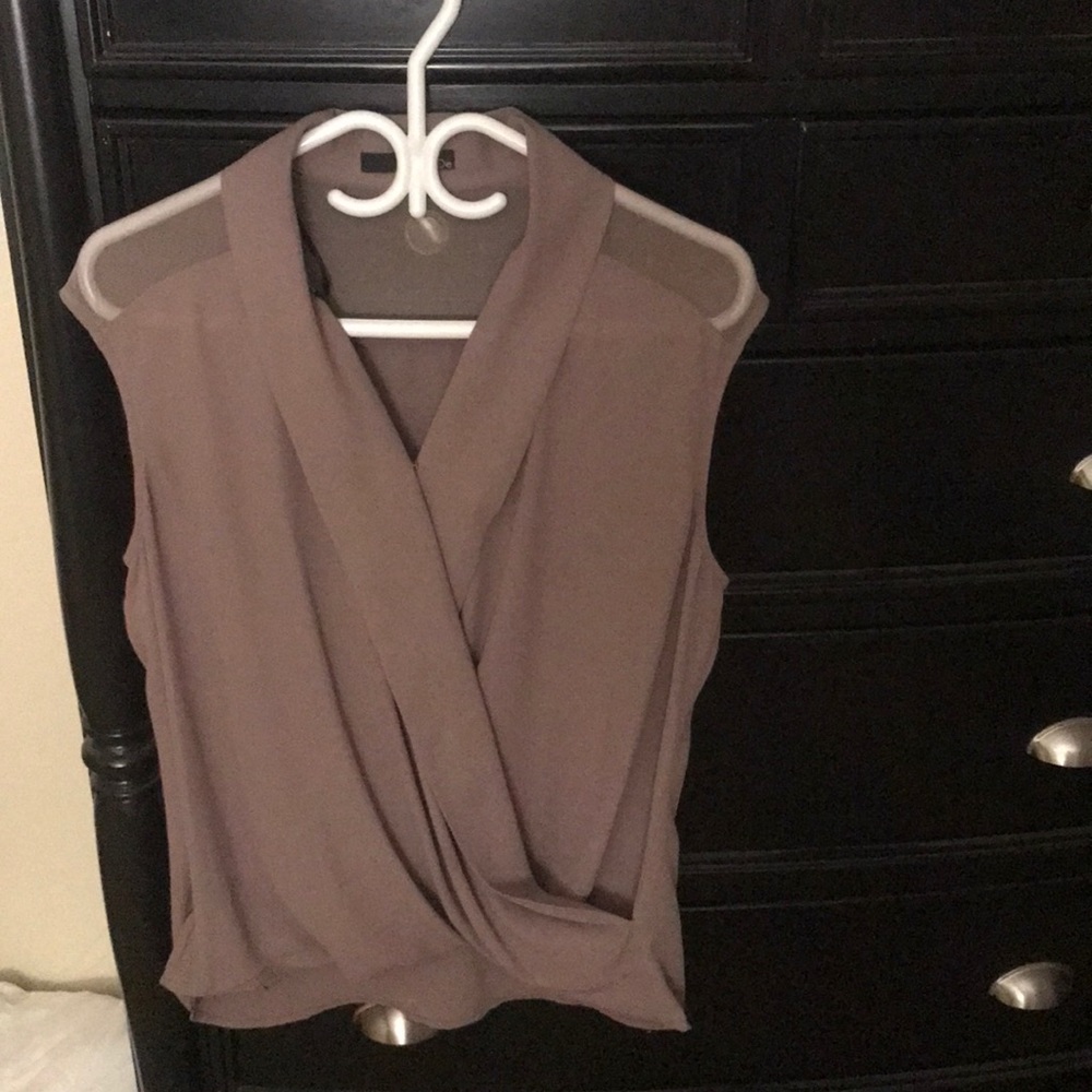 Ro & De blouse, mesh shoulders/ upper back, taupe